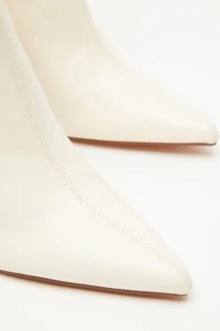 Cream Faux Leather Ankle Boots -Princess Style Shop 00100035128 ZB