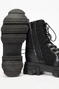 Black Lace Up Knitted Boots -Princess Style Shop 00100035137 ZB